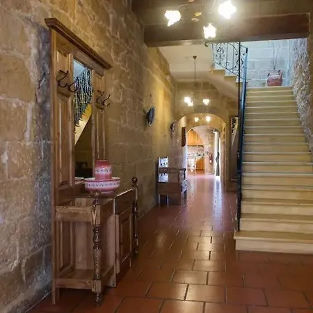 Id-dwejra House Of Character With Private Pool And Jaccuzi *