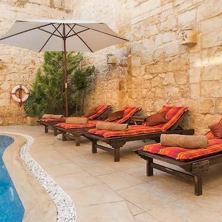 Feriehus Id-dwejra House Of Character With Private Pool And Jaccuzi Żejtun