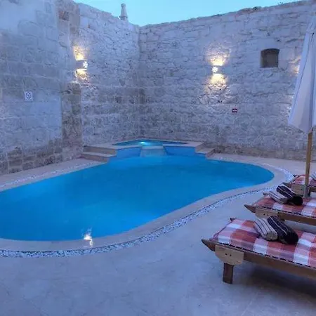Id-dwejra House Of Character With Private Pool And Jaccuzi Feriehus *
