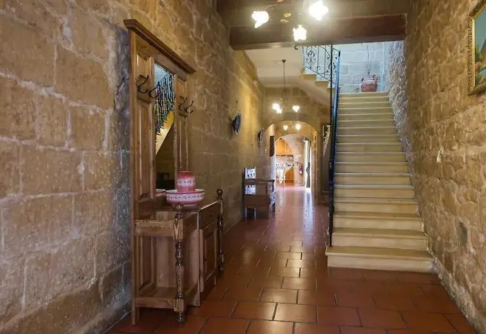 Id-dwejra House Of Character With Private Pool And Jaccuzi *