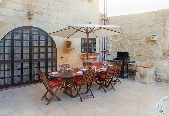 Id-dwejra House Of Character With Private Pool And Jaccuzi Tatil Evi