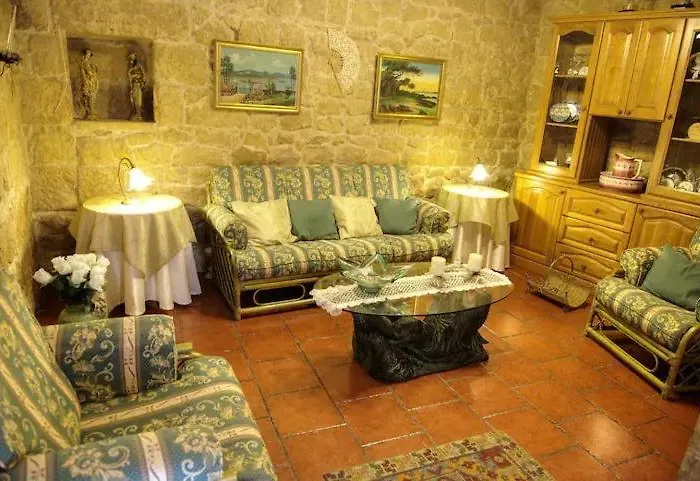 Id-dwejra House Of Character With Private Pool And Jaccuzi Tatil Evi Żejtun