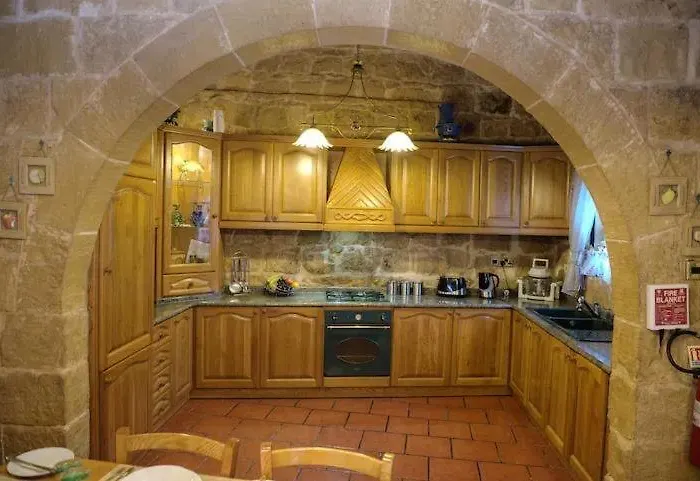 Id-dwejra House Of Character With Private Pool And Jaccuzi Tatil Evi Żejtun