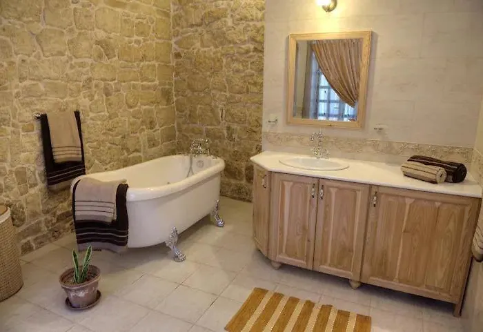 Id-dwejra House Of Character With Private Pool And Jaccuzi * Żejtun