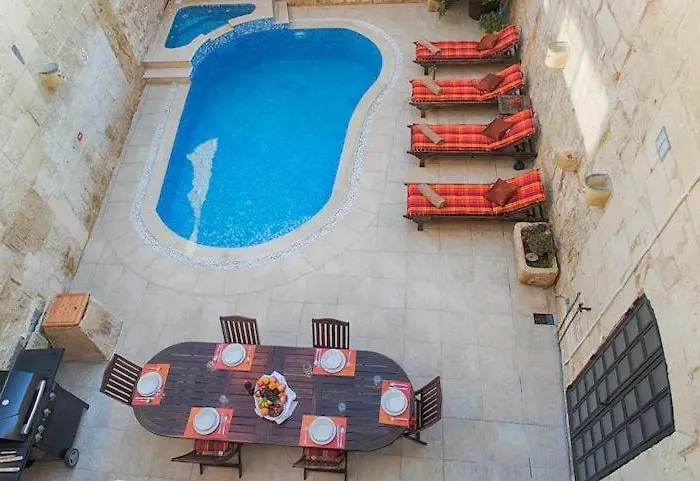 Case de vacanță Id-dwejra House Of Character With Private Pool And Jaccuzi *