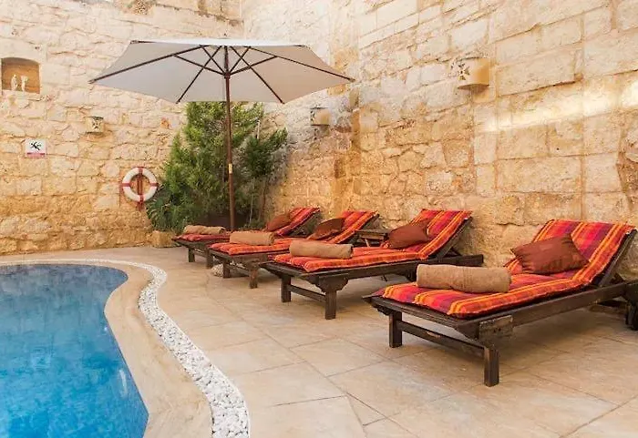 Case de vacanță Id-dwejra House Of Character With Private Pool And Jaccuzi Żejtun